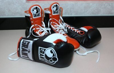 Cool-Grant-Boxing-Gloves-and-Shoes-For-Sale